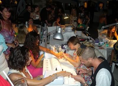 AperiShellac@Fellini AperiShellac@Fellini